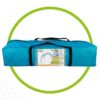 Bolsa de transporte azul resistente com toldo de praia Aktive dobrado no interior