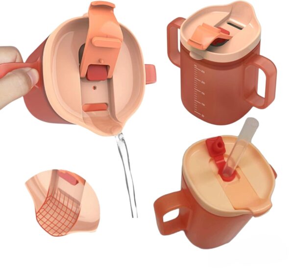 Imagem detalhada da caneca com palhinha anti asfixia, mostrando a tampa aberta, válvula interna de segurança e medidor de volume lateral.