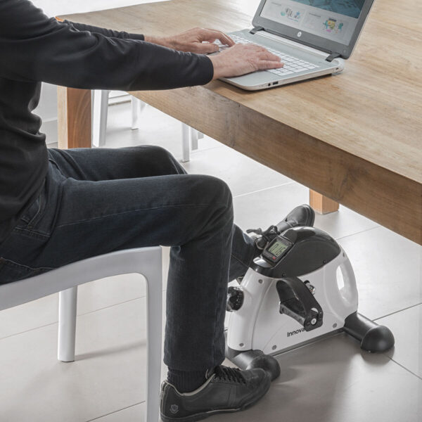 Fipex Fitness Pedal Exerciser InnovaGoods – Exercício Seguro em Casa Fipex Fitness Pedal Exerciser InnovaGoods para treino de pernas e braços, ideal para idosos e reabilitação em casa.