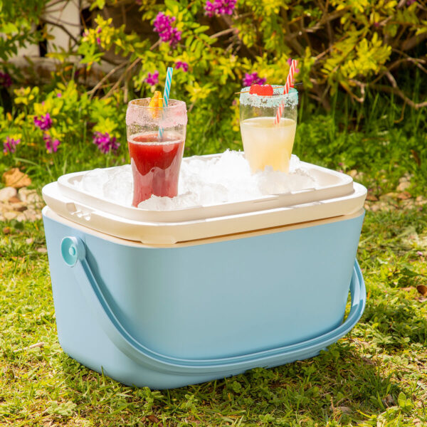 Geleira Koolty Portátil Rígida 20L com tampa multifuncional Geleira Koolty Portátil Rígida 20L com bebidas frescas para piqueniques ao ar livre