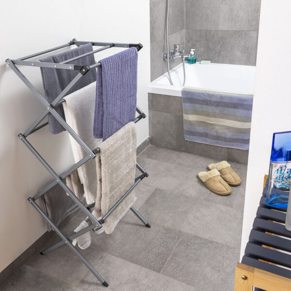 Estendal de Roupa Portátil Dobrável para Uso Interior e Exterior Estendal de roupa portátil montado em interior com design dobrável