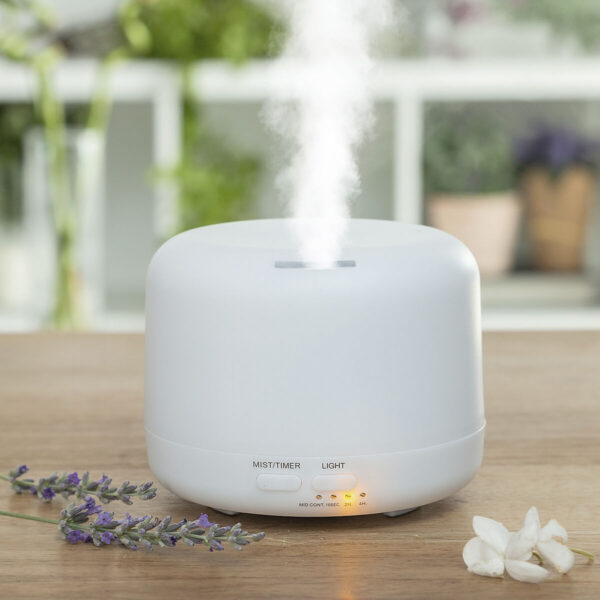 Difusor de Aromas Ultrassónico LED – Relaxamento e Bem-Estar Difusor de aromas ultrassónico com luz LED e design moderno