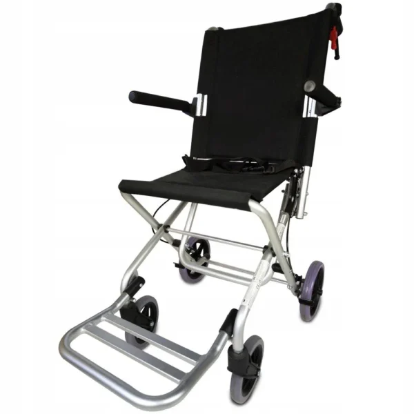 Cadeira de rodas alumínio Dobrável com Rodas pequenas - Mobiclinic Neptuno MA-00359/06