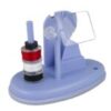 Enfiador de Agulhas Mobiclinic – Azul Enfiador de agulhas Mobiclinic azul com base de apoio e suporte para carrinho de linha